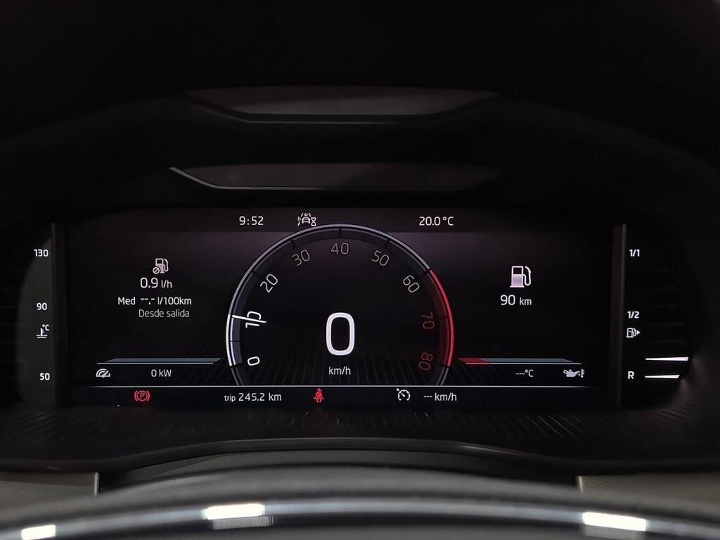 Skoda Kamiq 1.0 TSI 70kW (95CV) Emotion Segunda mano