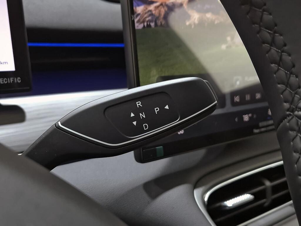 Ebro S800 1.5 TGDI PHEV Premium E-CVT 18