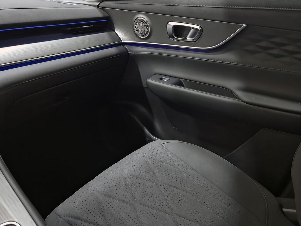 Ebro S800 1.5 TGDI PHEV Premium E-CVT 30