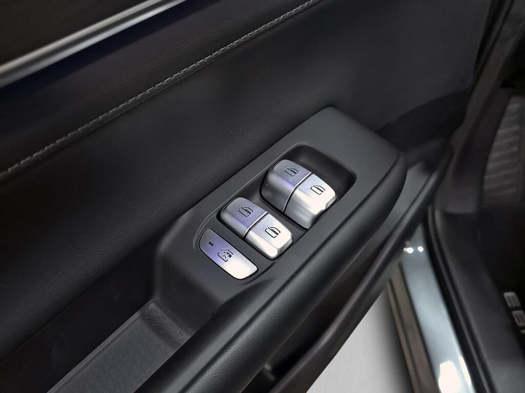 Ebro S800 1.5 TGDI PHEV Premium E-CVT 13