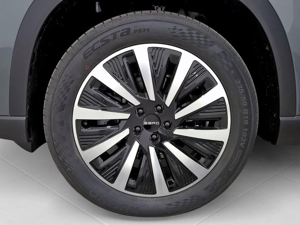 Ebro S800 1.5 TGDI PHEV Premium E-CVT 12