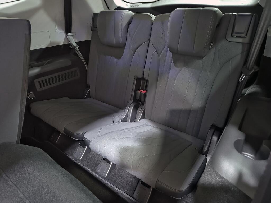 Ebro S800 1.5 TGDI PHEV Premium E-CVT 9