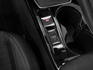 Peugeot 208 BlueHDi 73kW (100CV) Allure 31