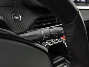Peugeot 208 BlueHDi 73kW (100CV) Allure 18