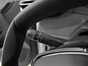 Peugeot 208 BlueHDi 73kW (100CV) Allure 16