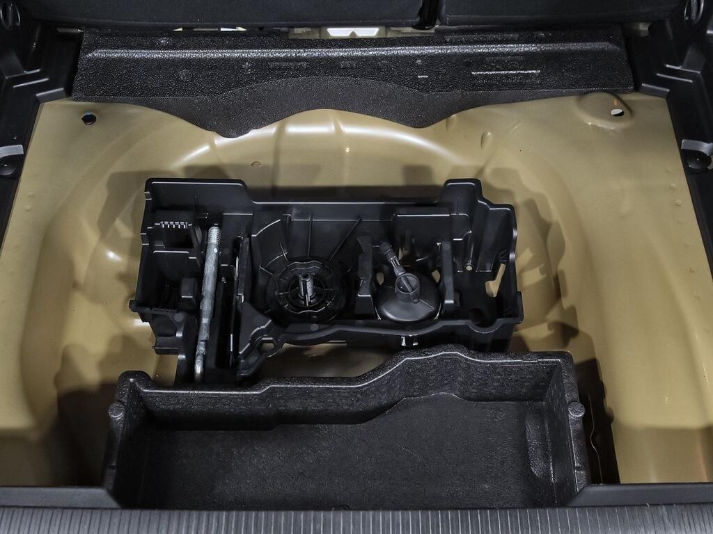 Peugeot 2008 GT BlueHDI 130 S&S EAT8 Segunda mano