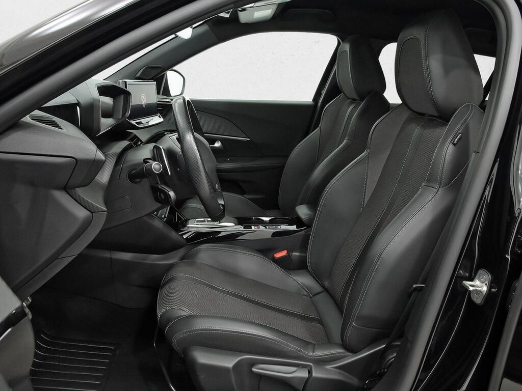Peugeot 2008 GT BlueHDI 130 S&S EAT8 Segunda mano
