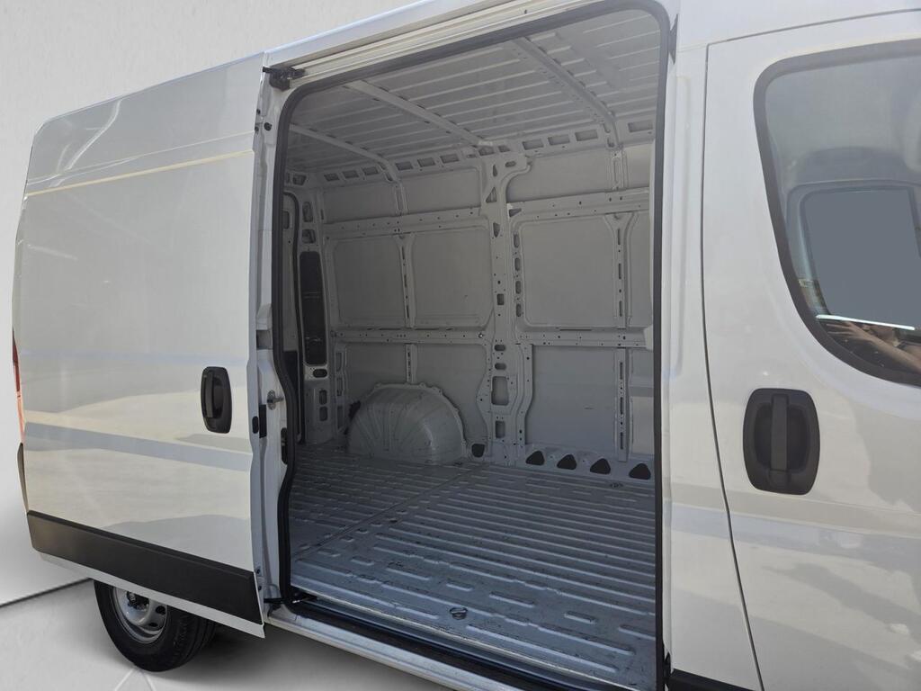 Fiat Ducato FG 2.2 BLUEHDI 140 35 L2H2 4P Segunda mano