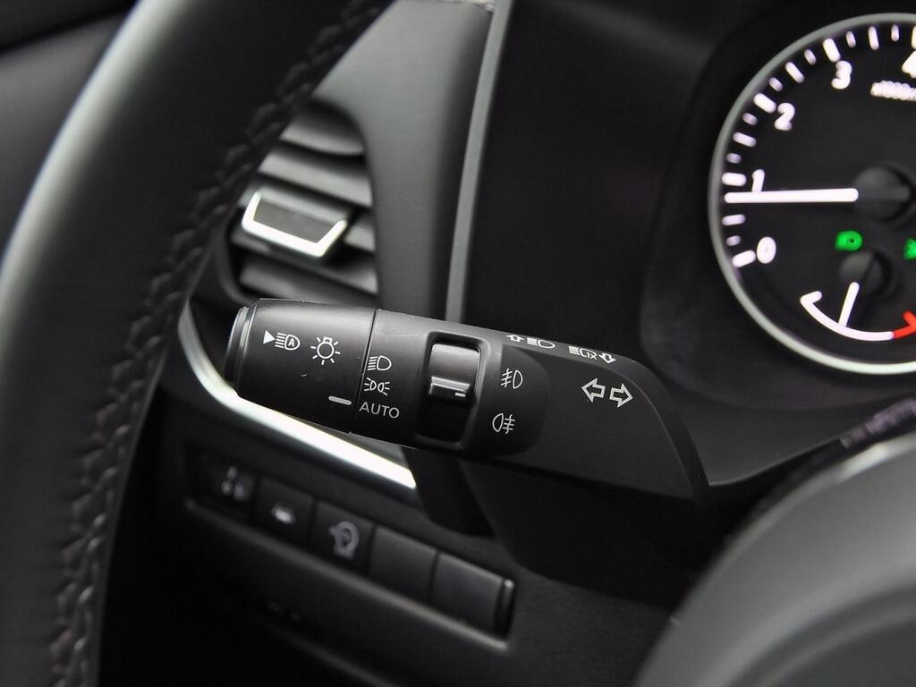 Nissan Qashqai DIG-T 103kW (140CV) mHEV 4x2 Acenta Segunda mano