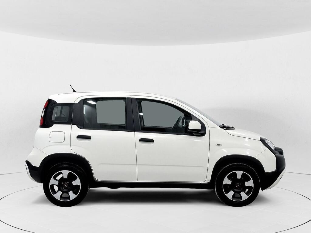 Fiat Panda Cross 1.0 Hybrid 51kw (70CV) Segunda mano