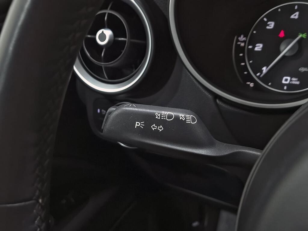 Alfa Romeo Stelvio 2.2 Diesel 118kW (160cv) SUPER RWD Segunda mano