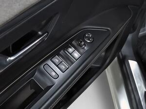 Peugeot 5008 1.2 PureTech 96KW S&S GT EAT8 13