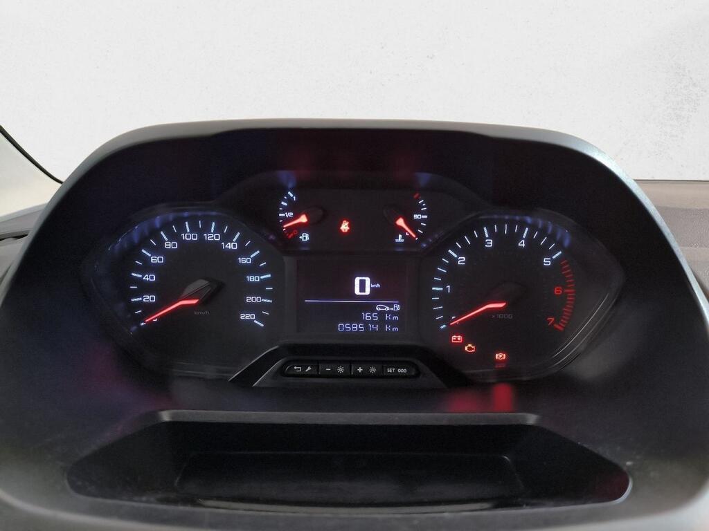 Peugeot Partner FURGON 1.5 BLUEHDI 100 PRO STANDARD 3P 600KGS Segunda mano