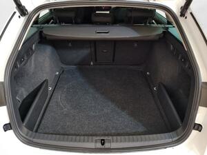 Skoda Octavia Combi 2.0 TDI 147kW(200CV) DSG 4x4 Scout 9