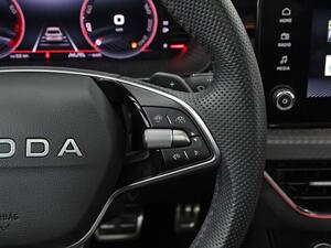Skoda Kamiq 1.0 TSI 85kW (115CV) DSG MONTE CARLO 18