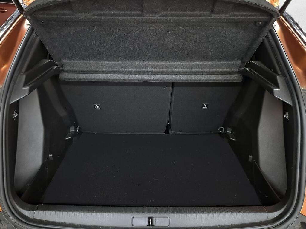 Peugeot 2008 Active Pack Puretech 100 S&S 6 Vel. MAN Segunda mano