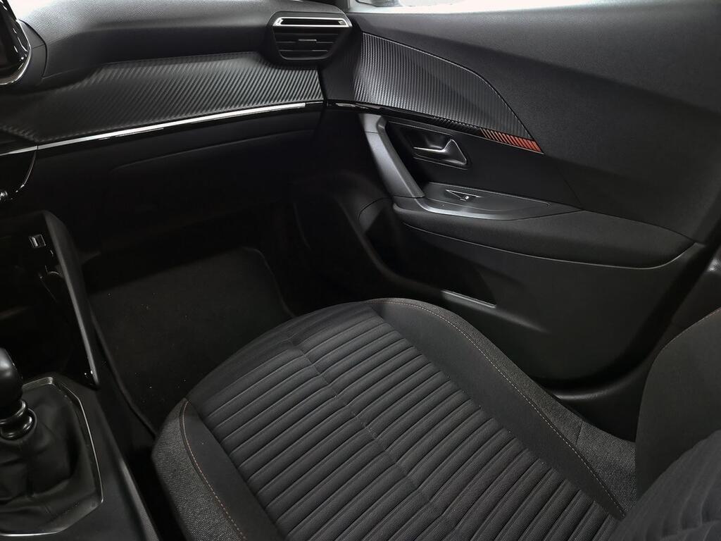 Peugeot 2008 Active Pack Puretech 100 S&S 6 Vel. MAN Segunda mano