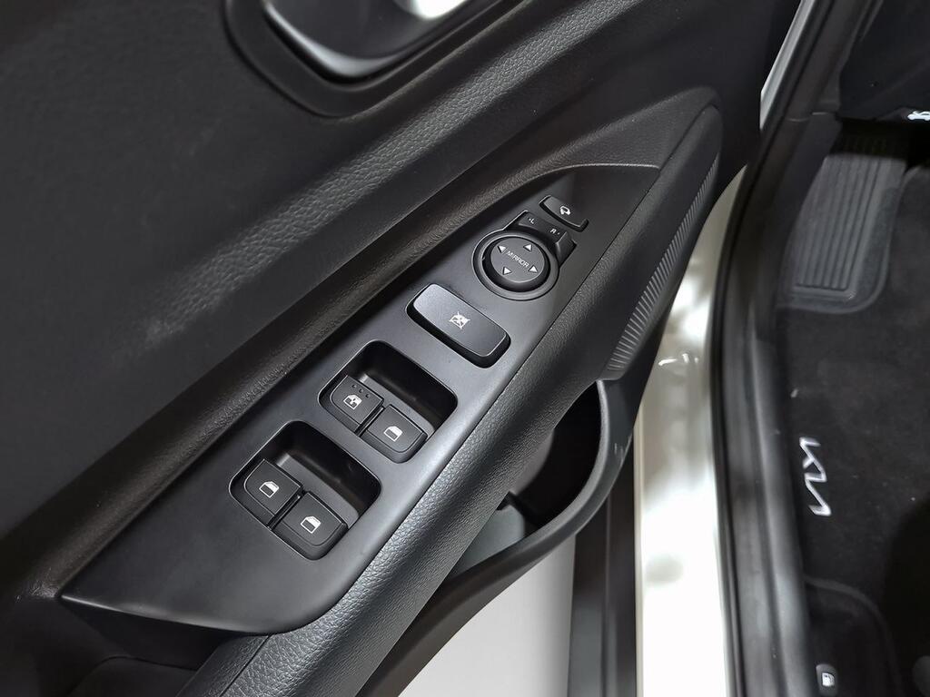 Kia Stonic 1.0 T-GDi 85kW (115CV) MHEV Drive Km0
