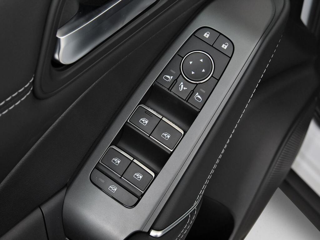 Nissan Qashqai DIG-T 103kW N-Connecta Segunda mano