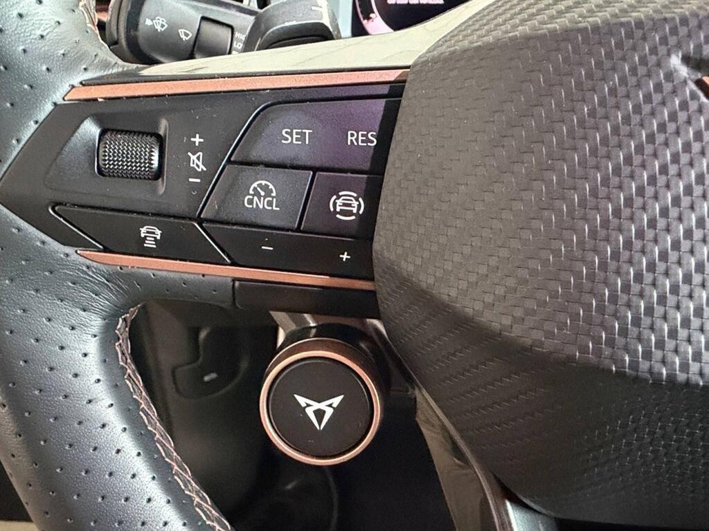 CUPRA Terramar 1.5 eTSI 110kW (150 CV) DSG Segunda mano