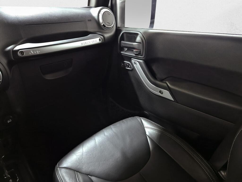 Jeep Wrangler 3.6 V6 Sahara Auto Segunda mano
