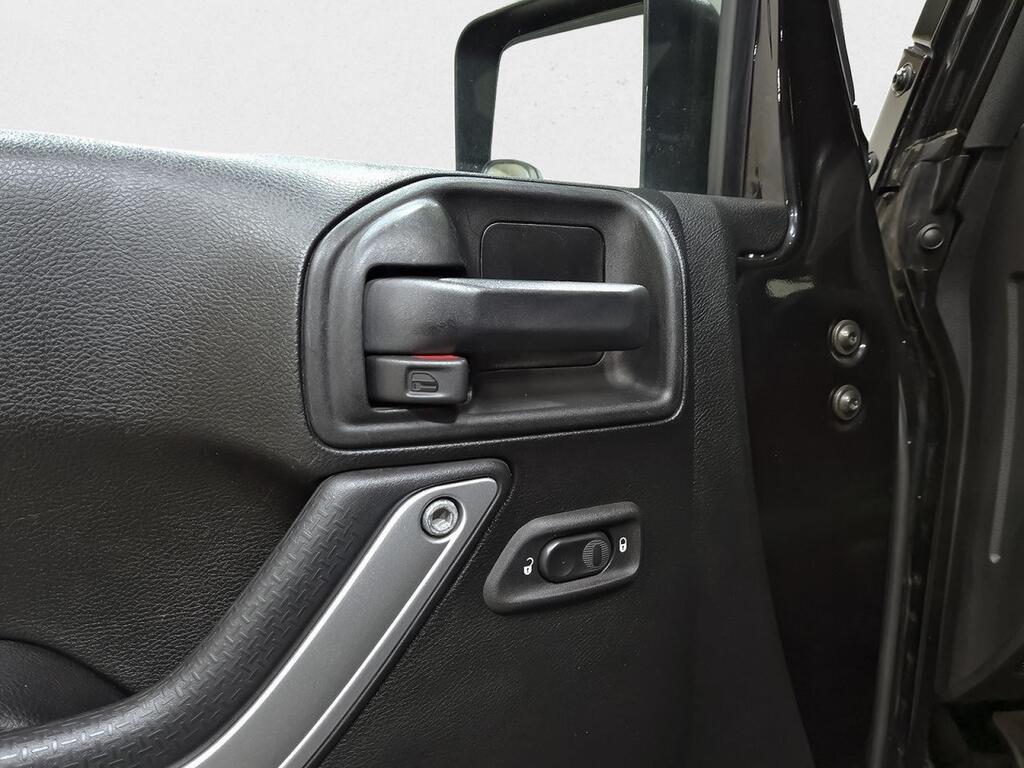 Jeep Wrangler 3.6 V6 Sahara Auto Segunda mano