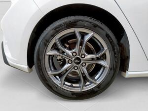 Ford Focus 1.0 Ecoboost MHEV 92kW ST-Line 10