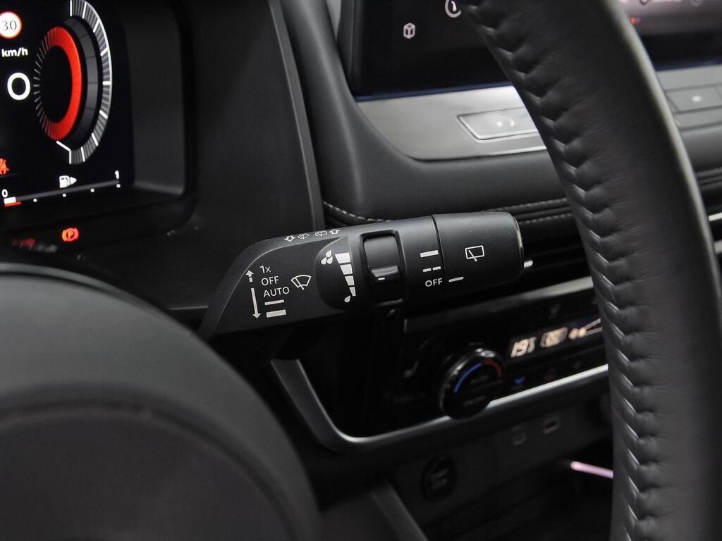 Nissan X-Trail 5pl 1.5 e-4ORCE 158kW 4x4 A/T N-Connecta 18