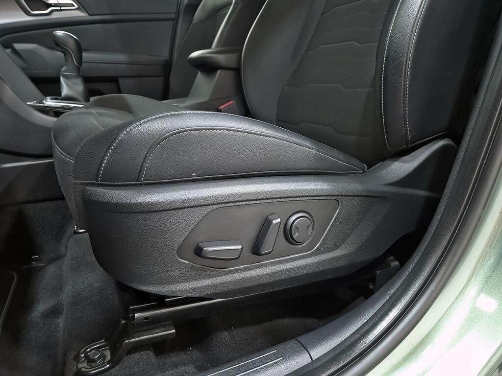 Kia Sportage 1.6 T-GDi 110kW (150CV) MHEV Tech 4x2 Segunda mano