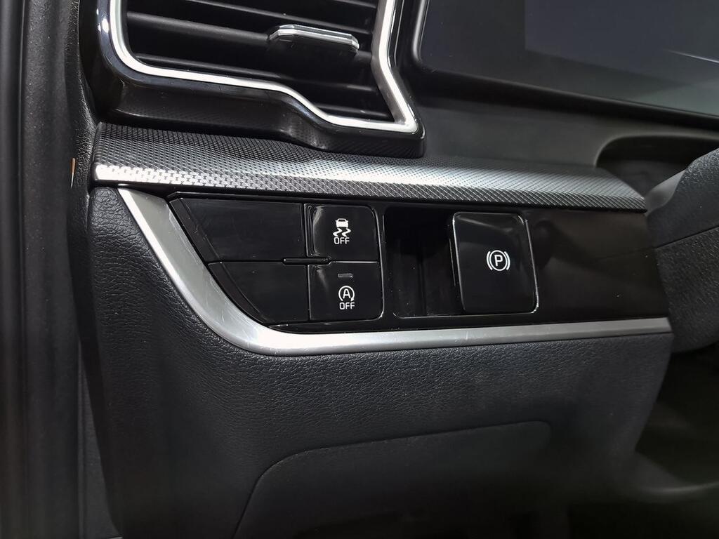 Kia Sportage 1.6 T-GDi 110kW (150CV) MHEV Tech 4x2 Segunda mano