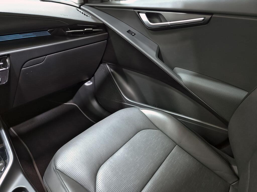 Kia Niro 1.6 GDi HEV 104kW (141CV) Concept Segunda mano