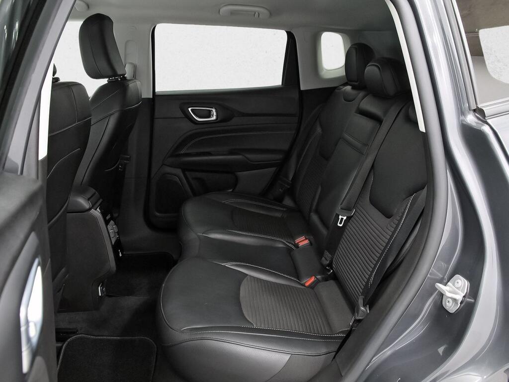 Jeep Compass 1.6 Mjet 96kW (130CV) Limited FWD Segunda mano