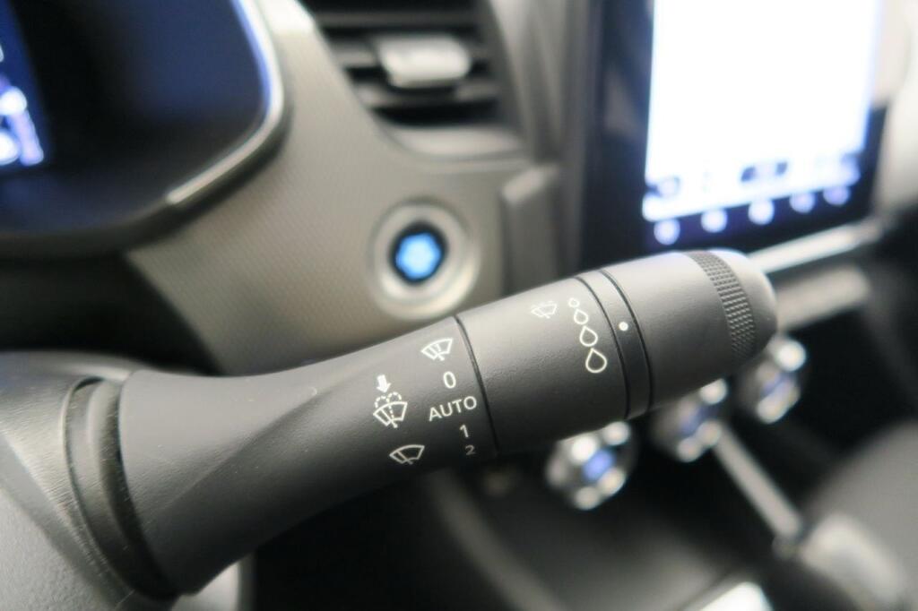 Renault Arkana 1.6 E-TECH ZEN 145 CV 5P Segunda mano