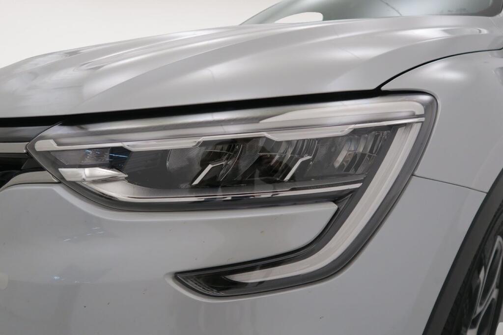 Renault Arkana 1.6 E-TECH ZEN 145 CV 5P Segunda mano
