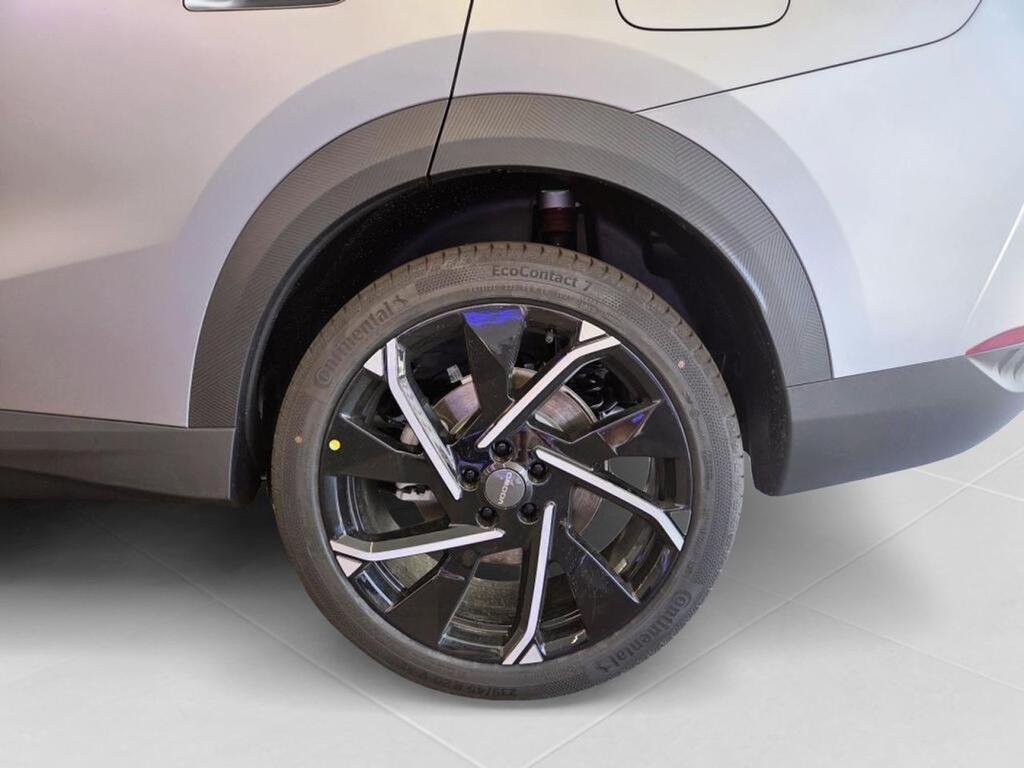 Omoda 7 PREMIUM 1.5 T-GDI SHS-P DHT 279 CV 5P Km0