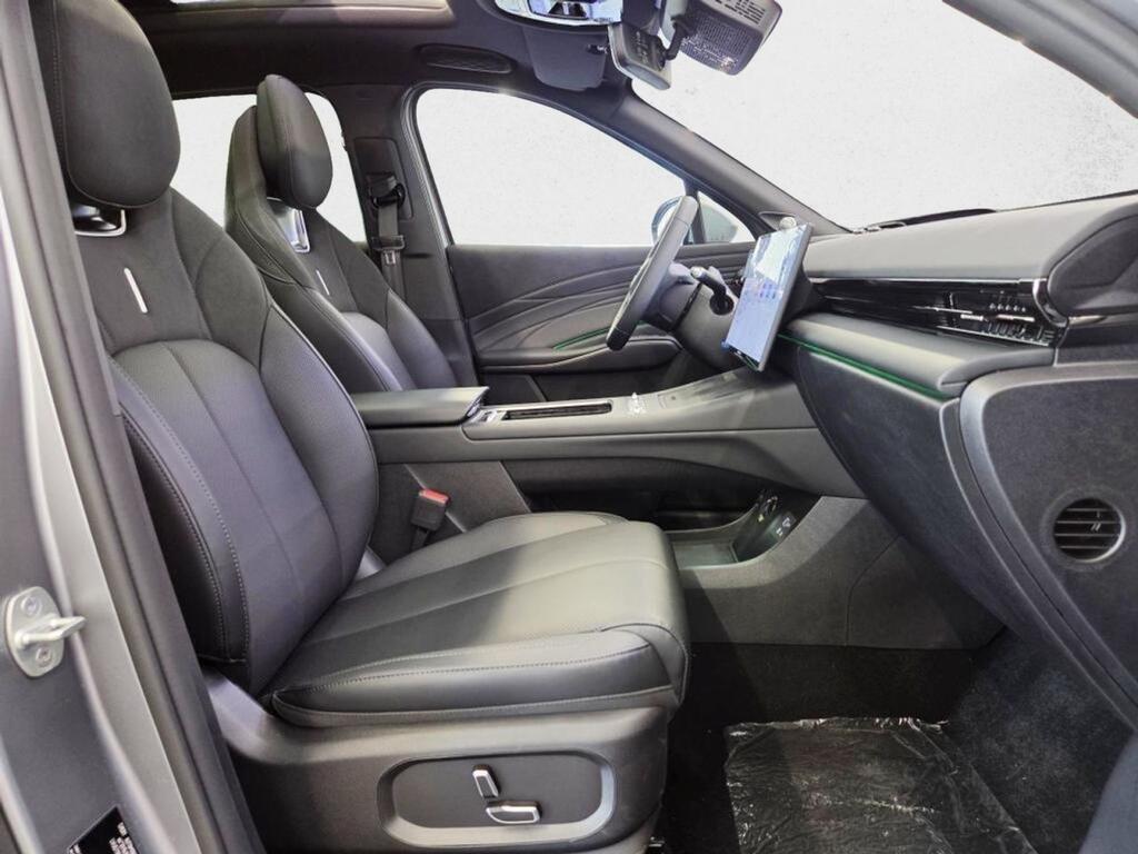 Omoda 7 PREMIUM 1.5 T-GDI SHS-P DHT 279 CV 5P Km0