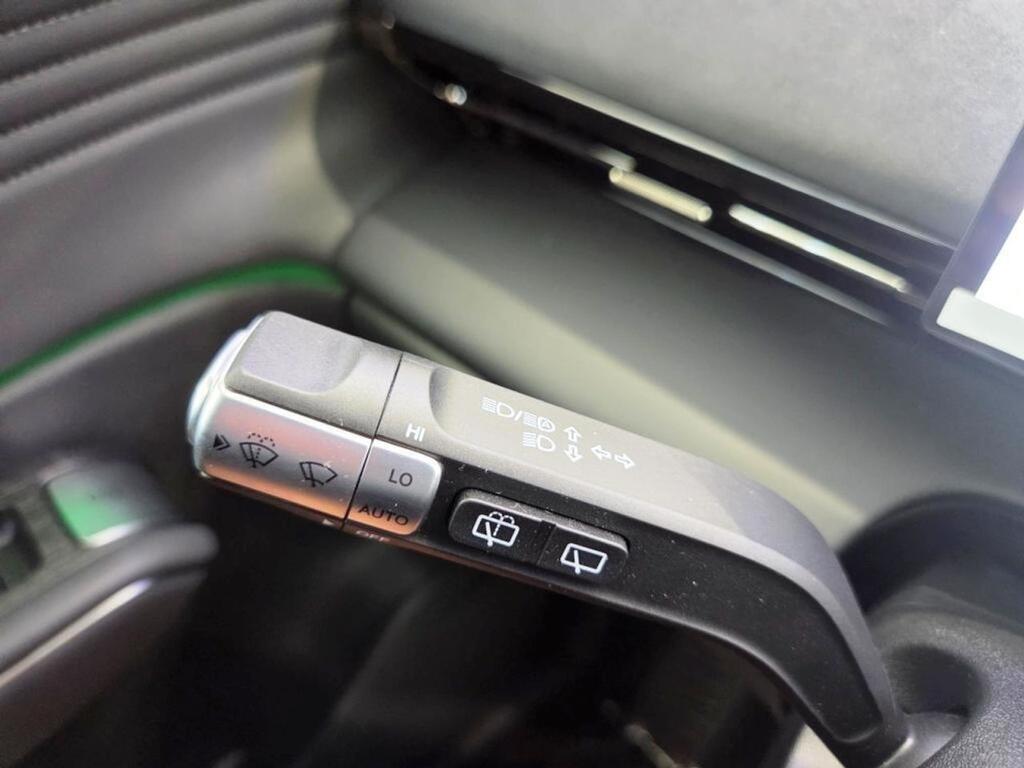 Omoda 7 PREMIUM 1.5 T-GDI SHS-P DHT 279 CV 5P Km0