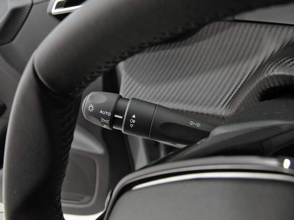 Peugeot 208 PureTech 55kW (75CV) Active Pack Segunda mano