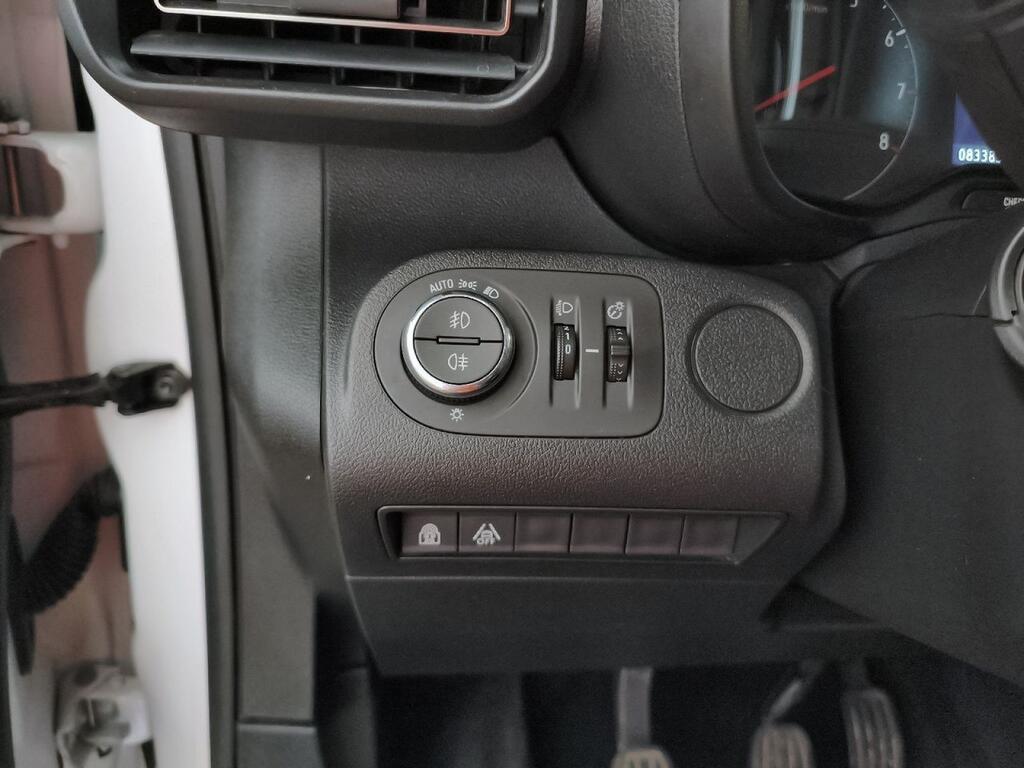 Opel Combo Cargo 1.5 TD 110CV LIFE BUSINESS EDIT. PLUS LWB 5P Segunda mano