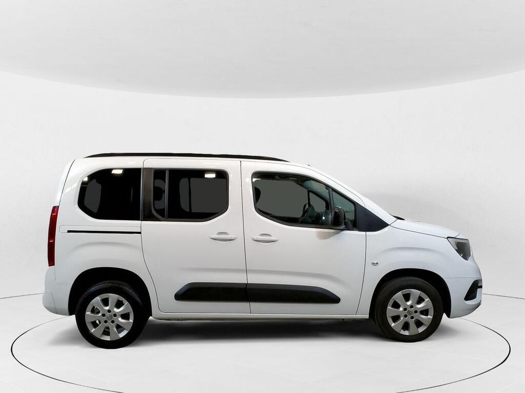 Opel Combo Cargo 1.5 TD 110CV LIFE BUSINESS EDIT. PLUS LWB 5P Segunda mano