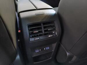 Peugeot 308 SW GT BlueHDi 130 S&S EAT8 29