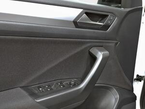 Volkswagen T-Roc Dark 1.0 TSI 81kW (110CV) 12