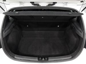 Hyundai i30 1.5 DPI Essence 10