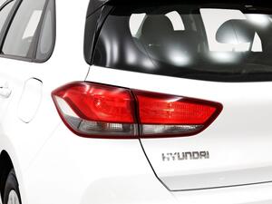 Hyundai i30 1.5 DPI Essence 27