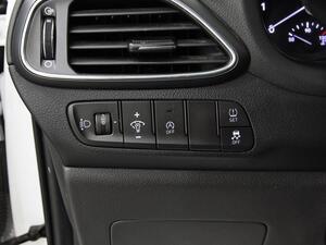 Hyundai i30 1.5 DPI Essence 14