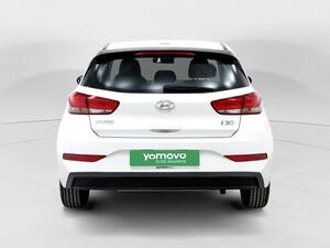Hyundai i30 1.5 DPI Essence 6