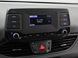 Hyundai i30 1.5 DPI Essence 21