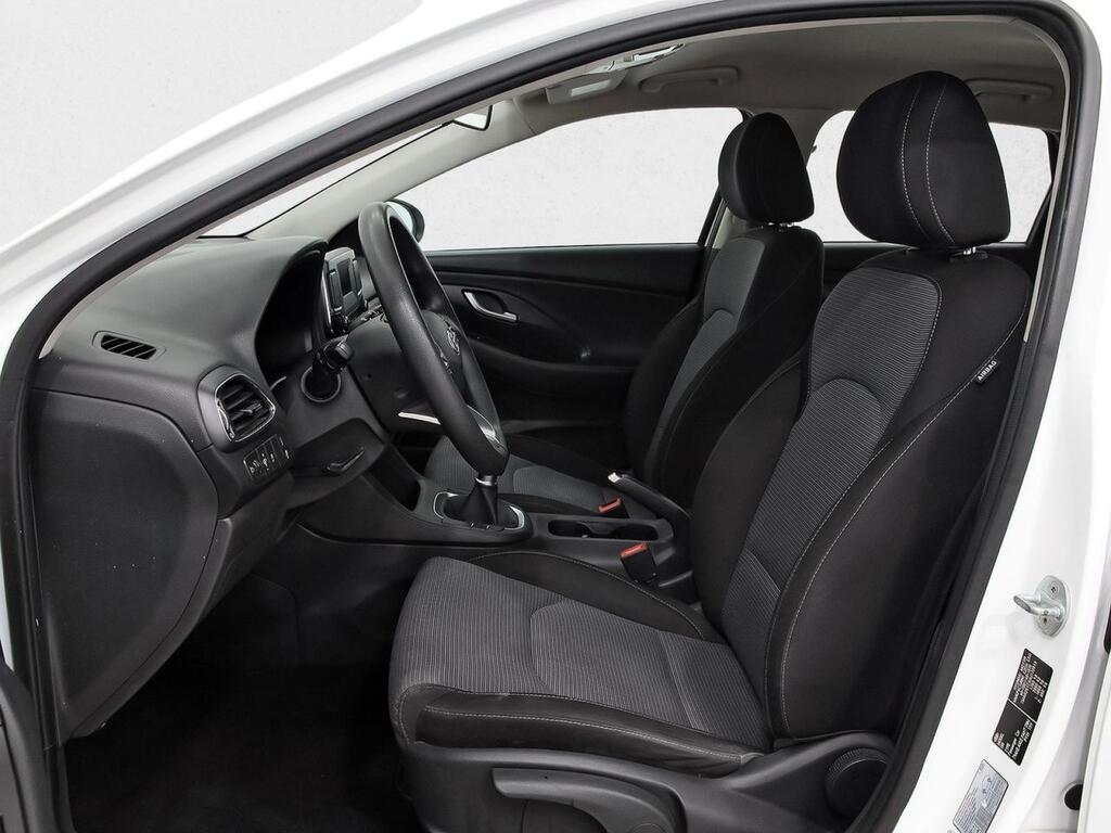 Hyundai i30 1.5 DPI Essence Segunda mano