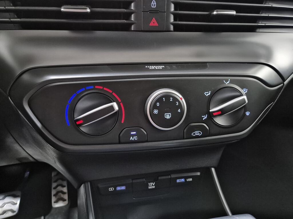 Hyundai Bayon 1.0 TGDI 74kW (100CV) 48V Maxx DCT Segunda mano