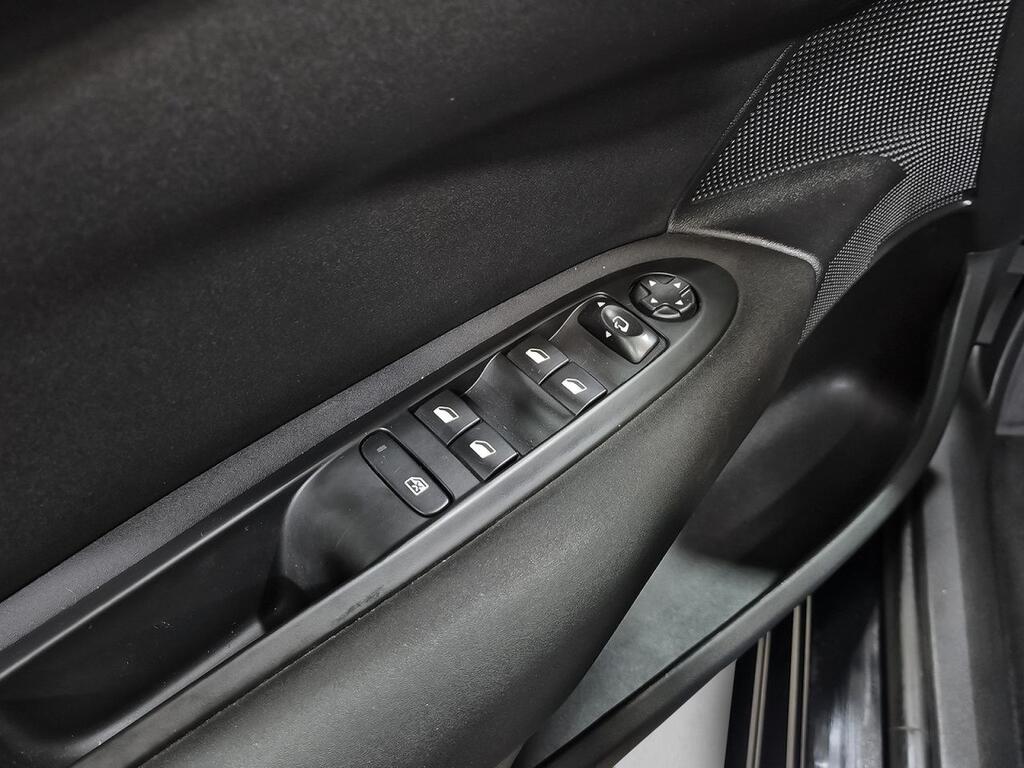 Citroën C4 PureTech S&S 130 Feel Edition  11